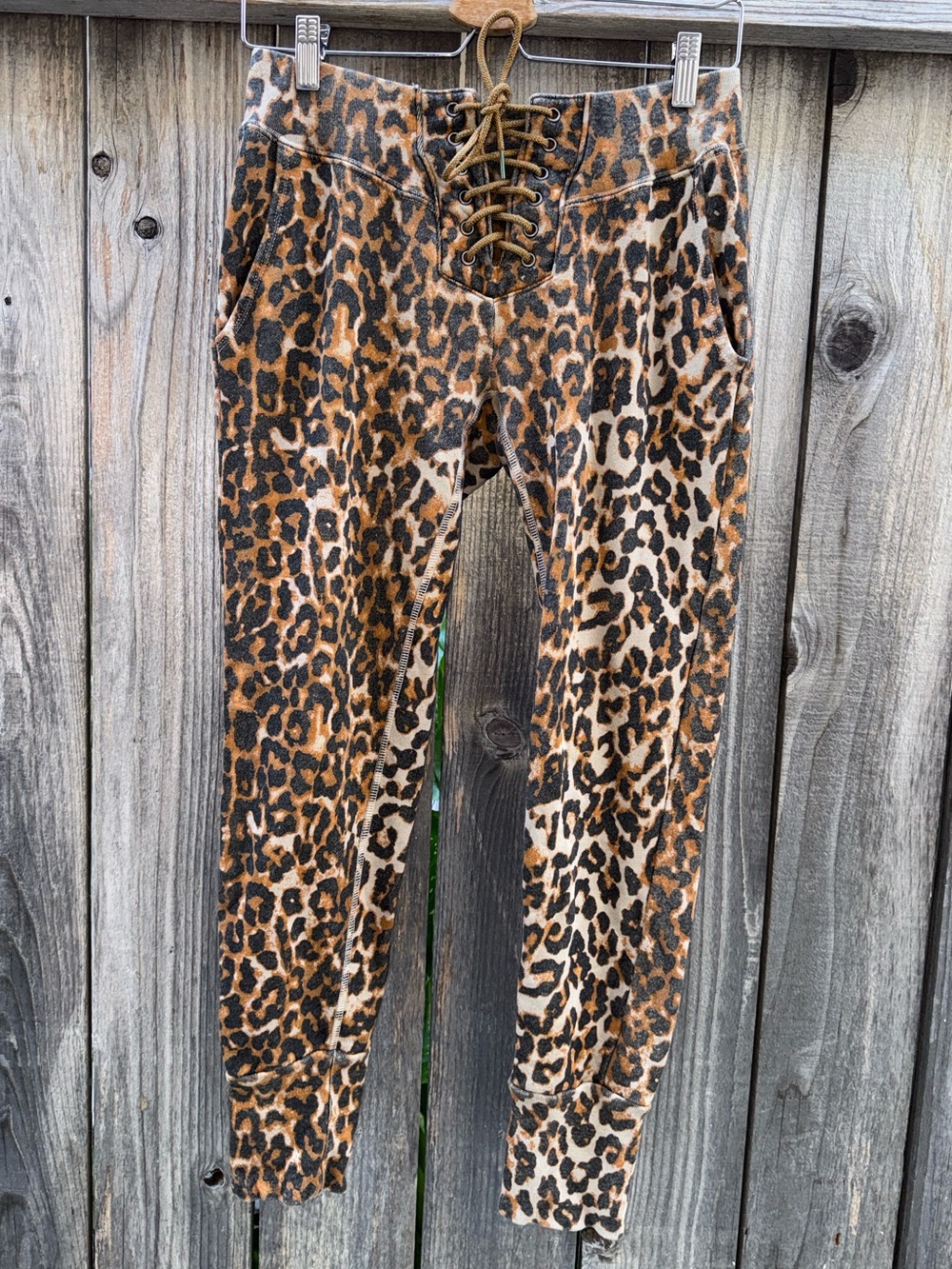NSF Maddox Leopard print Fitted Lace Front sweatpants Terry Joggers Size Medium